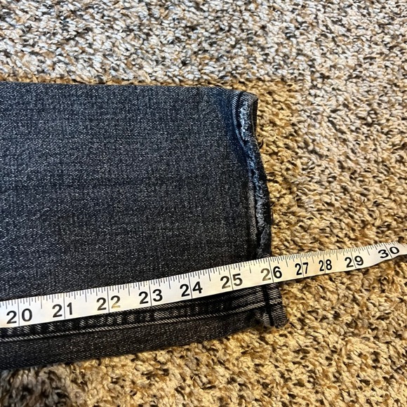 Abercrombie Fitch Ankle Straight Ultra High Rise Distressed Black Jean Size 25 - Picture 6 of 7